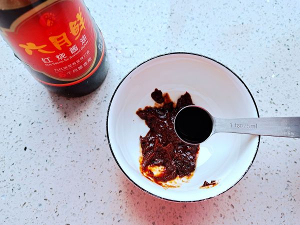 家常土豆炖鸡块