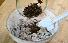 朗姆葡萄椰蓉方块饼干