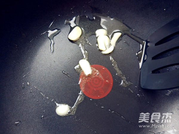 韭菜炒绿豆芽