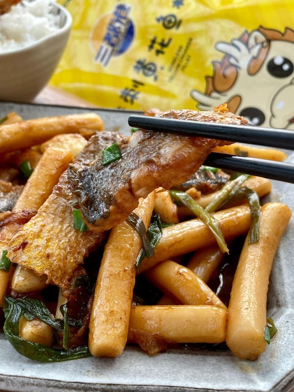 红烧黄花鱼柳焖年糕