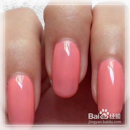 羽毛图案美甲教程—教你用扇形刷画美甲