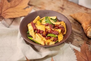 如何做出美味的冬笋炒腊肉？