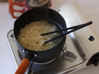 螃蟹海鲜面怎么做