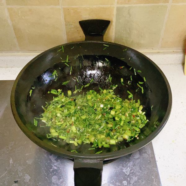 豆豉辣椒炒水芹菜