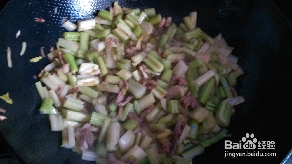 怎么做芹菜炒肉