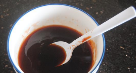 如何制作美味的烧鸡腿