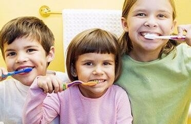 如何护理宝宝的牙齿?