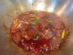 蒜苗鸭血——营养美味,好吃到爆
