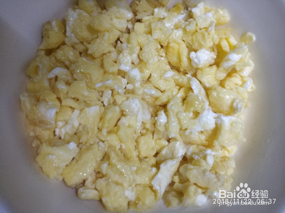 做出入味的韭菜虾皮鸡蛋饼