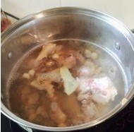 家常菜 芦荟排骨汤