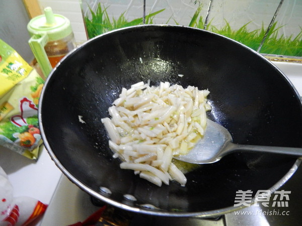 茄汁藕条的做法