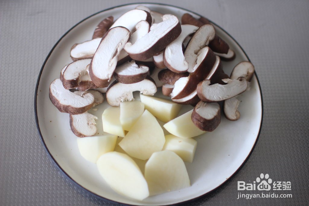 香菇蒸鸡腿怎么做