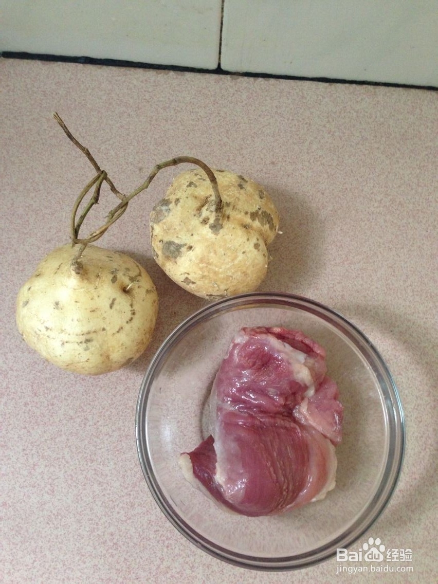 秋天应季菜：沙葛炒肉