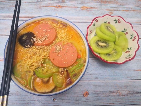 韩式牛奶芝士泡面