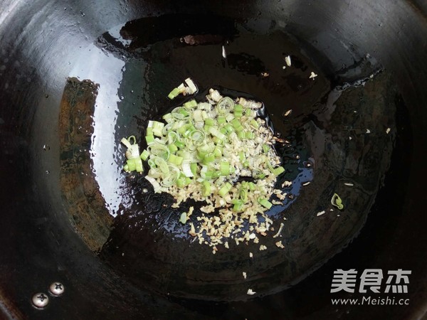 酱油炒饭的做法