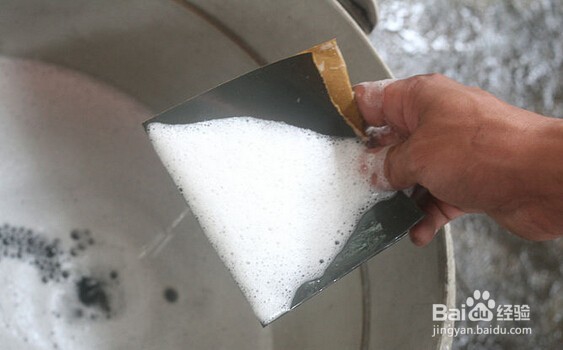 如何分辨日常生活中硬水和软水