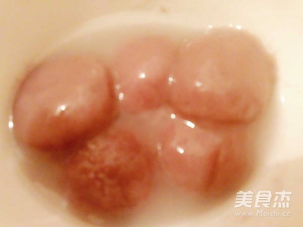 紫薯芝麻汤圆