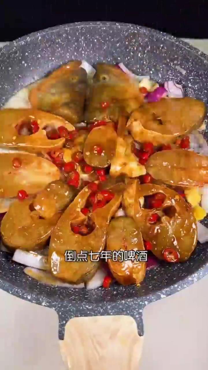 怎样做红烧鲈鱼？