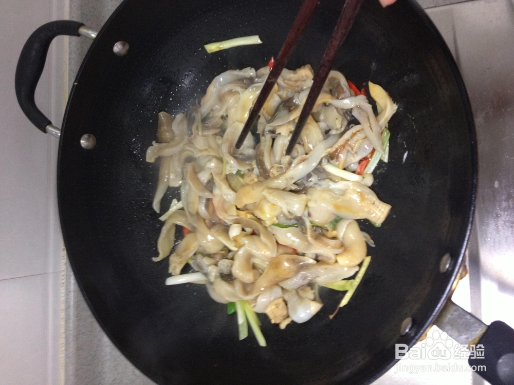 吃货必学美食-爆炒葱姜蛏子皇!