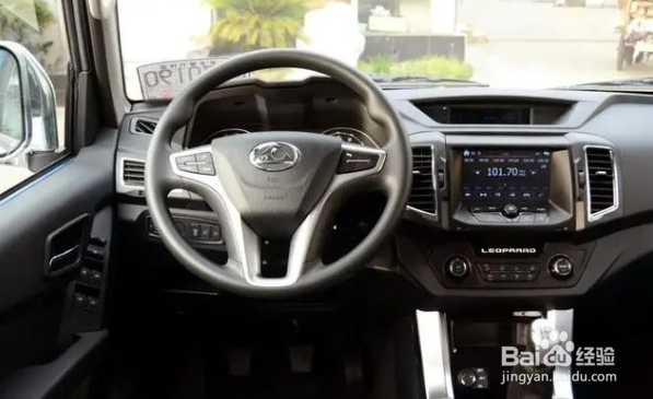 被称国产“普拉多”，长4米89+四驱，却卖不动