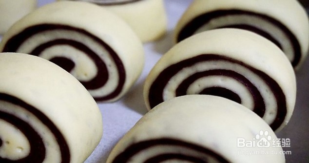 蜂蜜可可粉双色面包