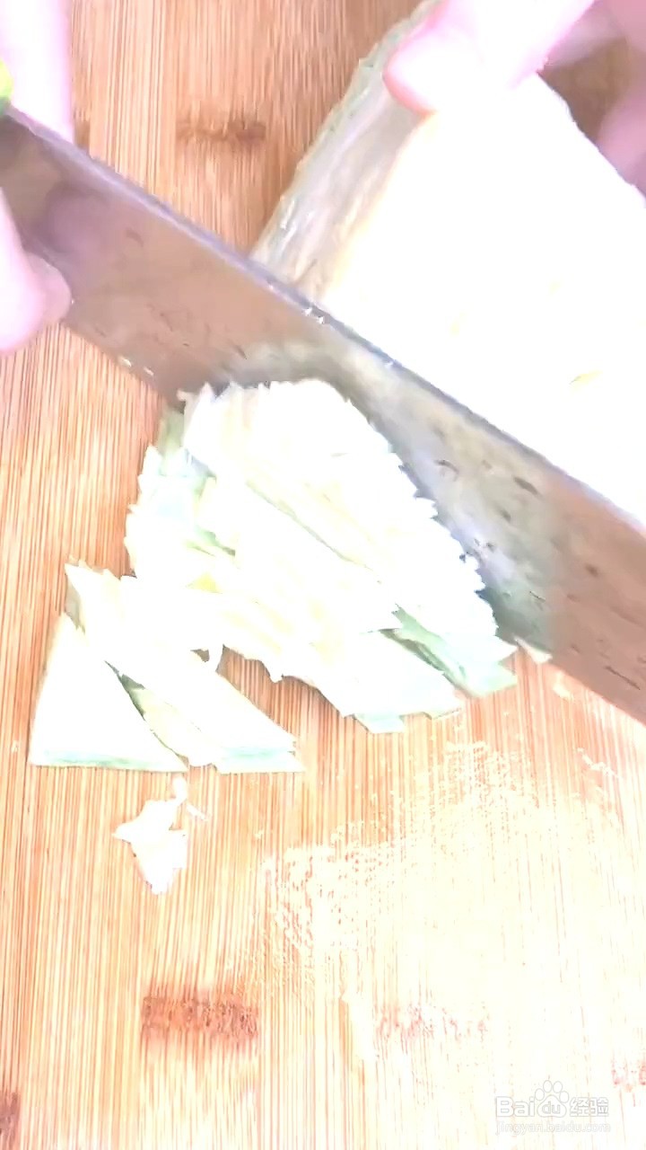 如何制作小凉菜