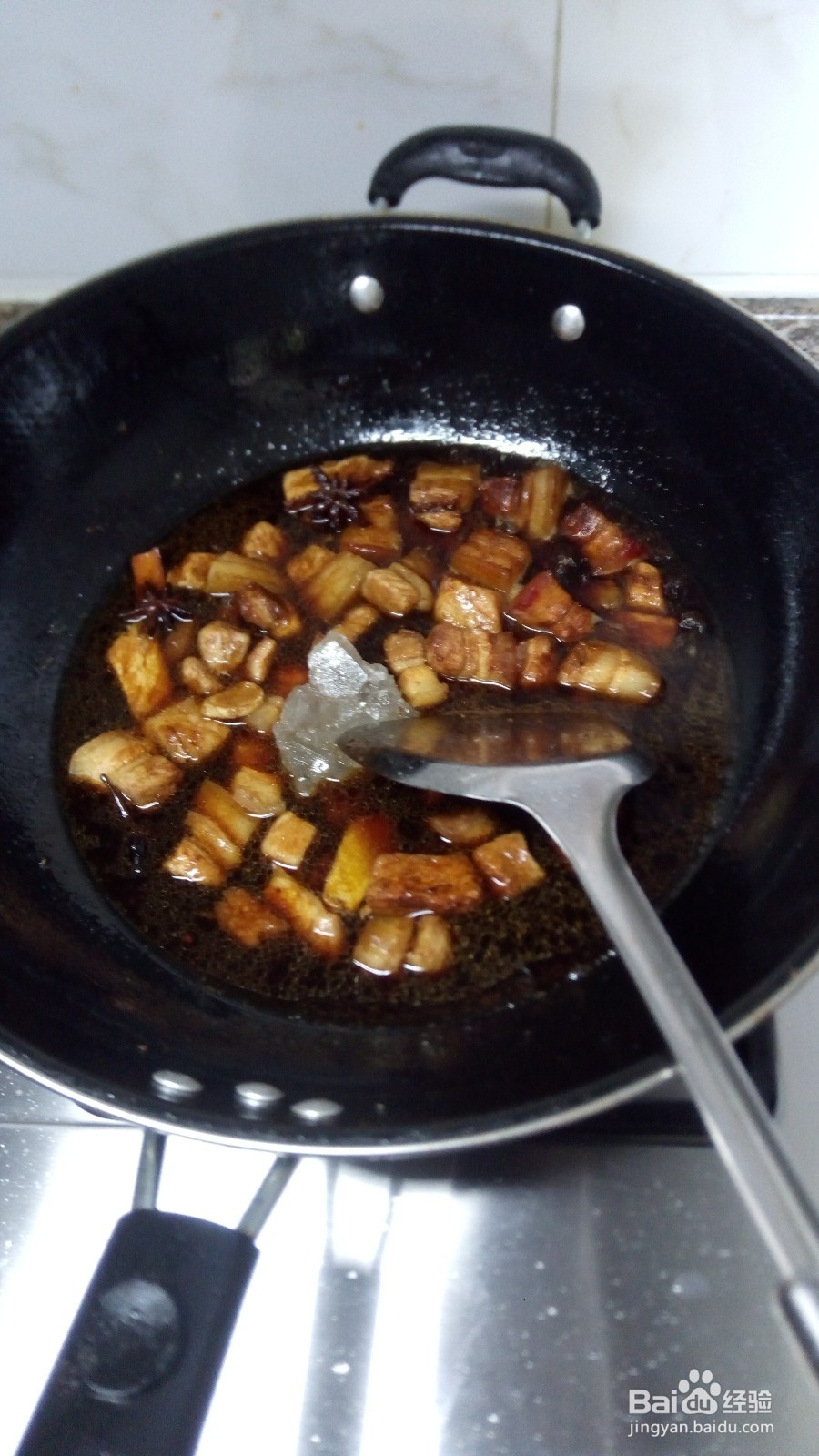 如何做五香红烧肉