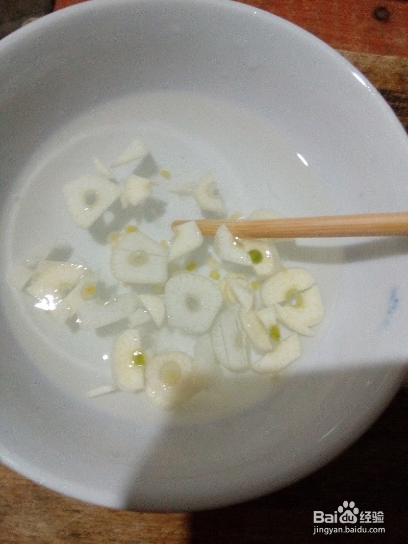 蒸大蒜治疗寒性咳嗽