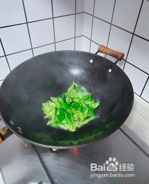 辣椒炒鸡蛋的简单做法