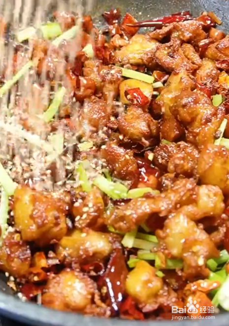 如何制作辣子鸡？