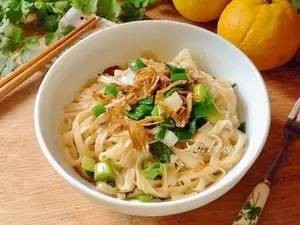 葱油酱拌面做法