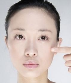 痘痘里面挤出来的白色东西是什么