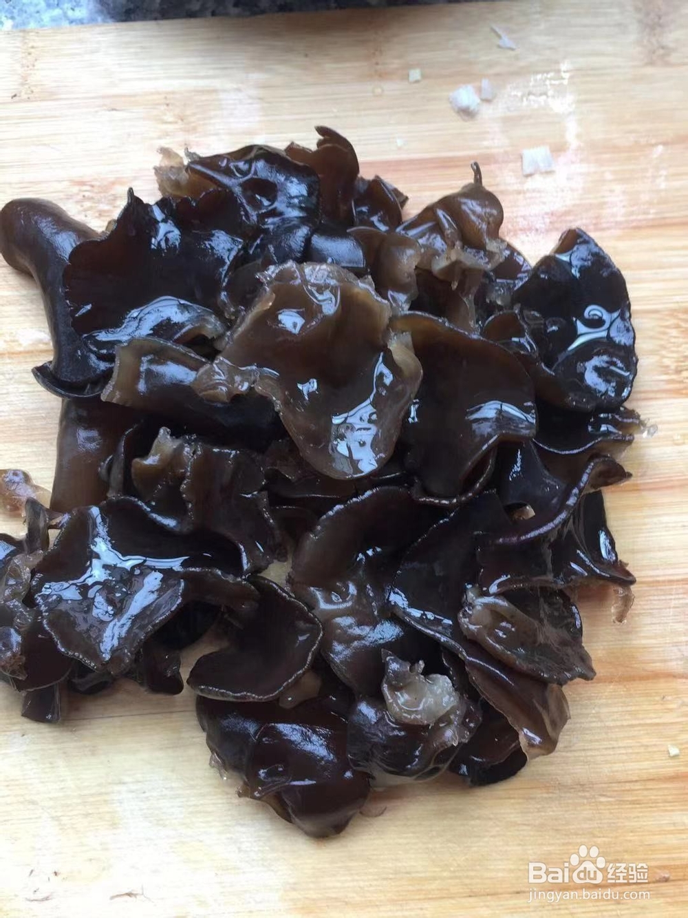 极味家常菜：黑木耳炒藕片