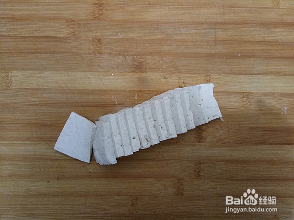 豆鼓排骨蒸豆腐的步骤