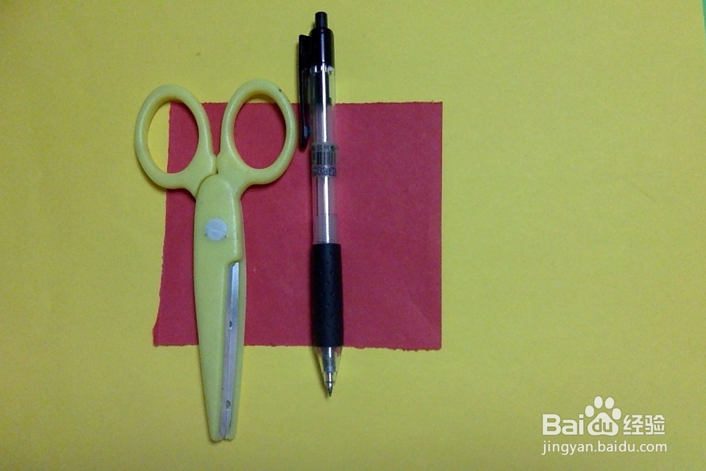 手工剪纸怎么剪对称花环的剪法简单入门花环纹样