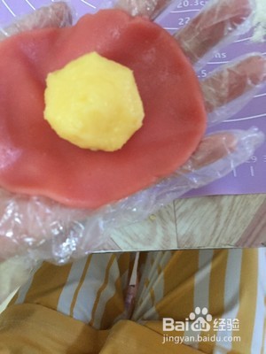 奶黄冰皮月饼的做法