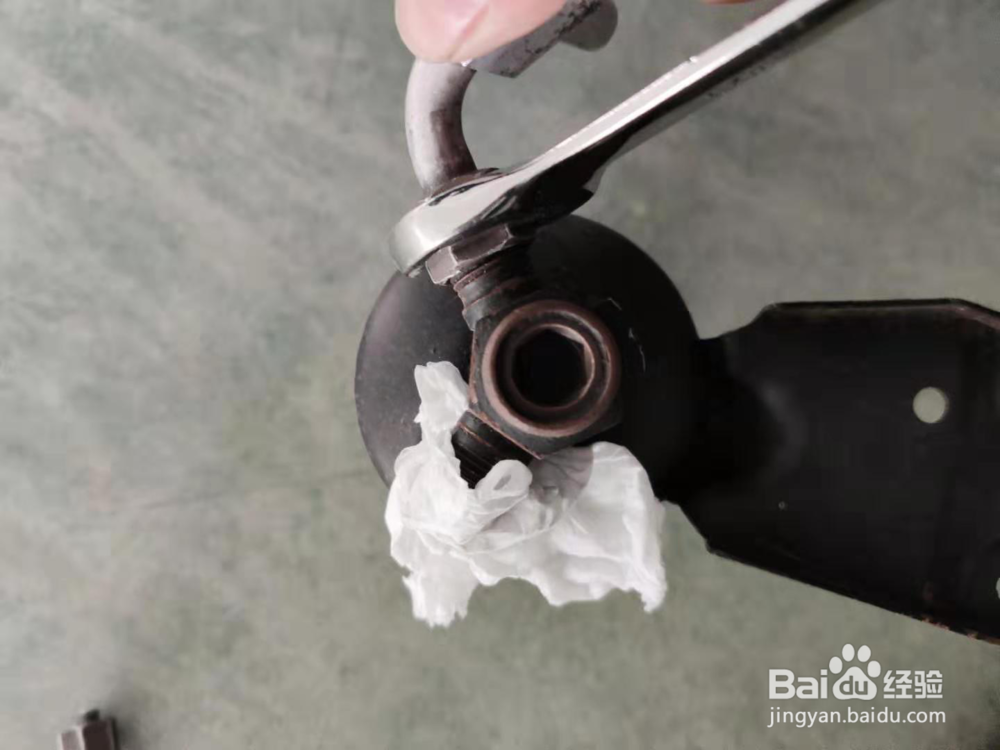 汽车空调制冷系统管路是怎么连接的？