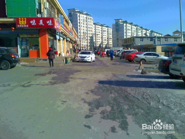 #过年#在外出的时候不要横穿马路