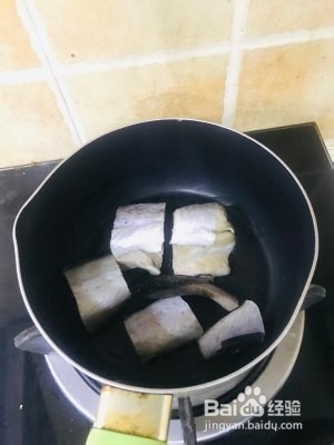 健康养生佳品鳕鱼冻豆腐凉拌西兰花的做法