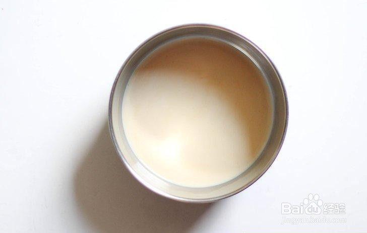 如何制作巧克力奶油蛋糕杯