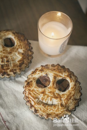 骷髅肉桂苹果派的做法