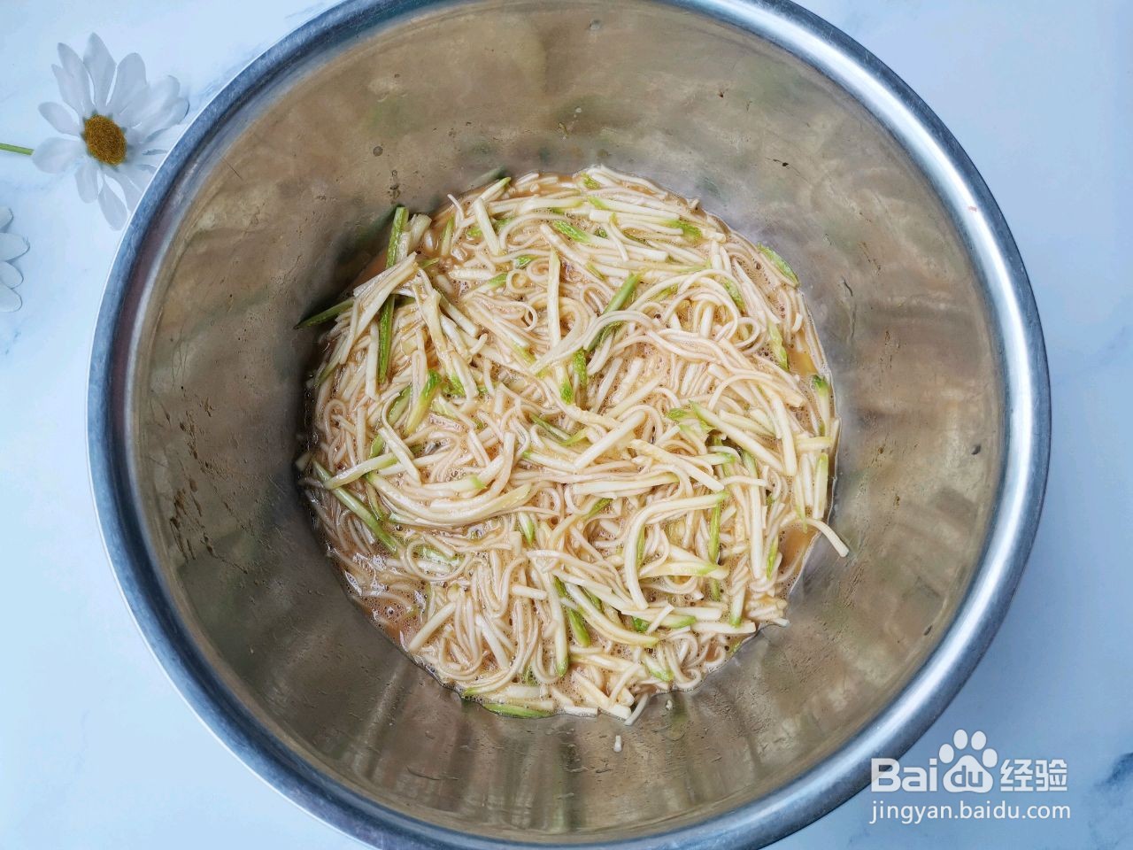 面条西葫芦鸡蛋饼怎么做