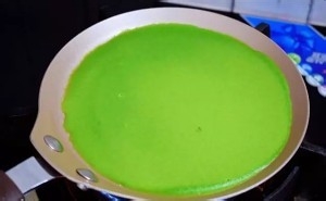 胡胡爱吃的菠菜汁蛋饼