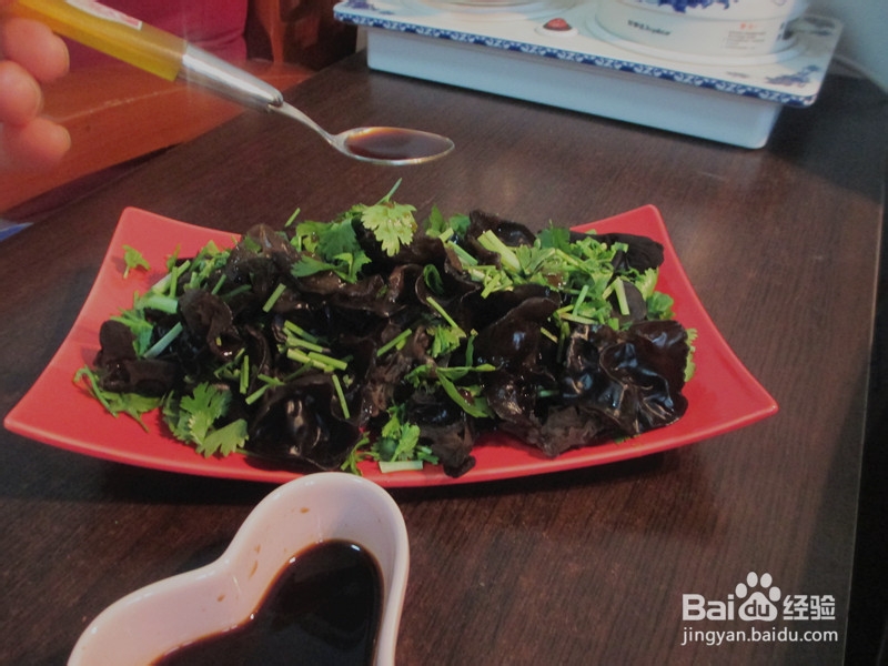 夏季巧拌菜——(2)凉拌黑木耳