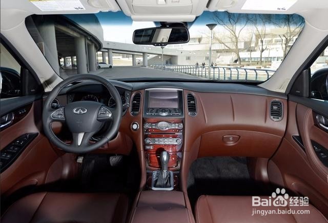 半年仅卖3480辆还没Q5零头多，这辆日系豪车凭啥