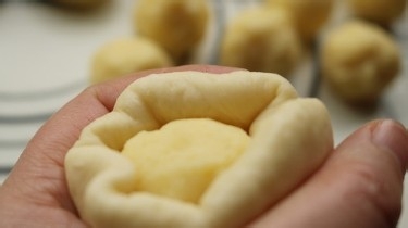 奶黄馅小餐包的做法