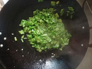 蒜香肉沫刀豆家常版