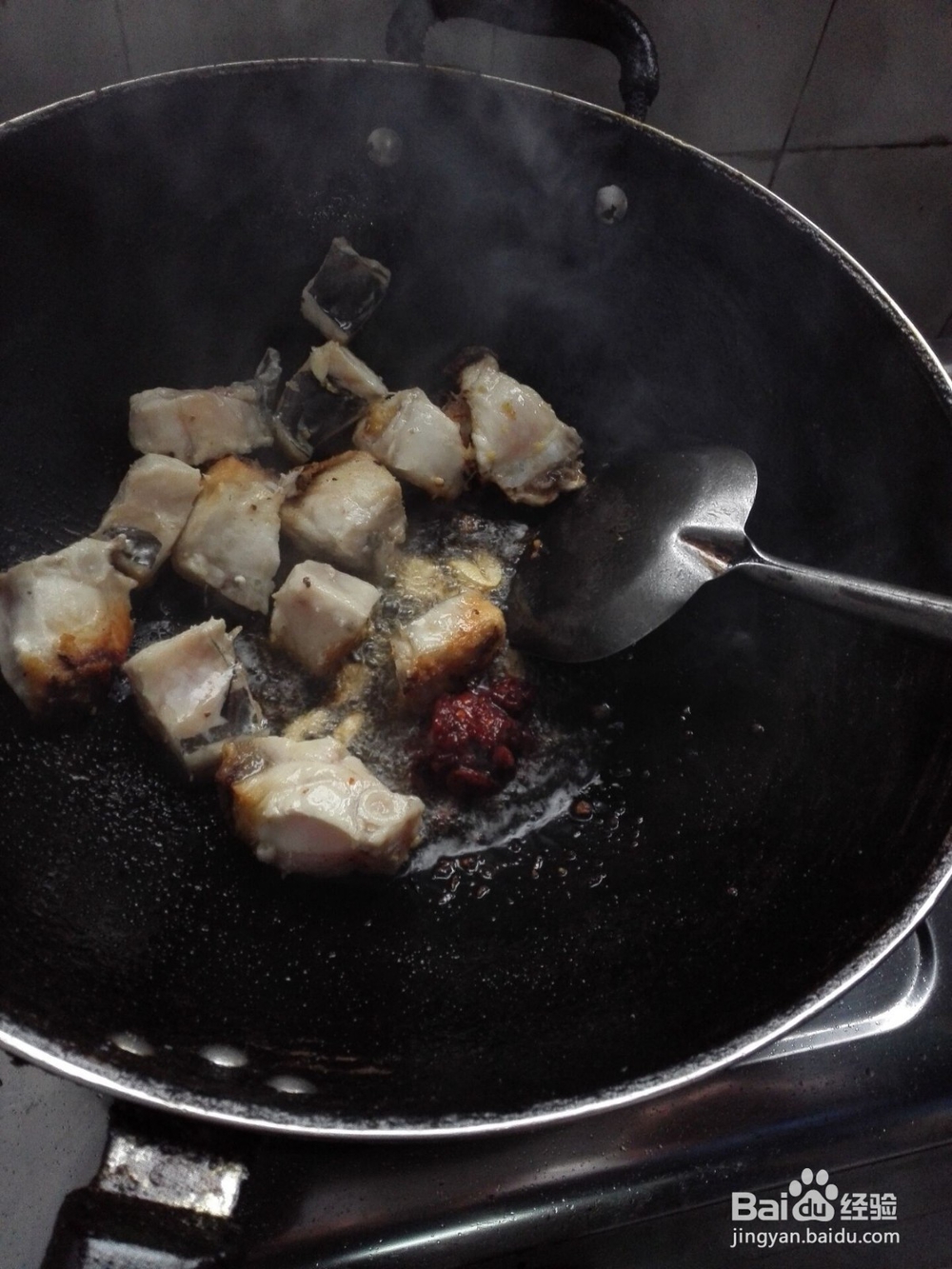 怎样制作红烧青鱼块？