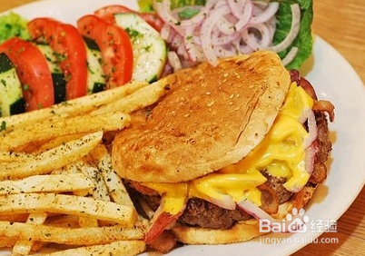 食物广告如何加剧不健康的渴望