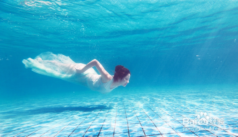 拍摄水下婚纱照的注意事项